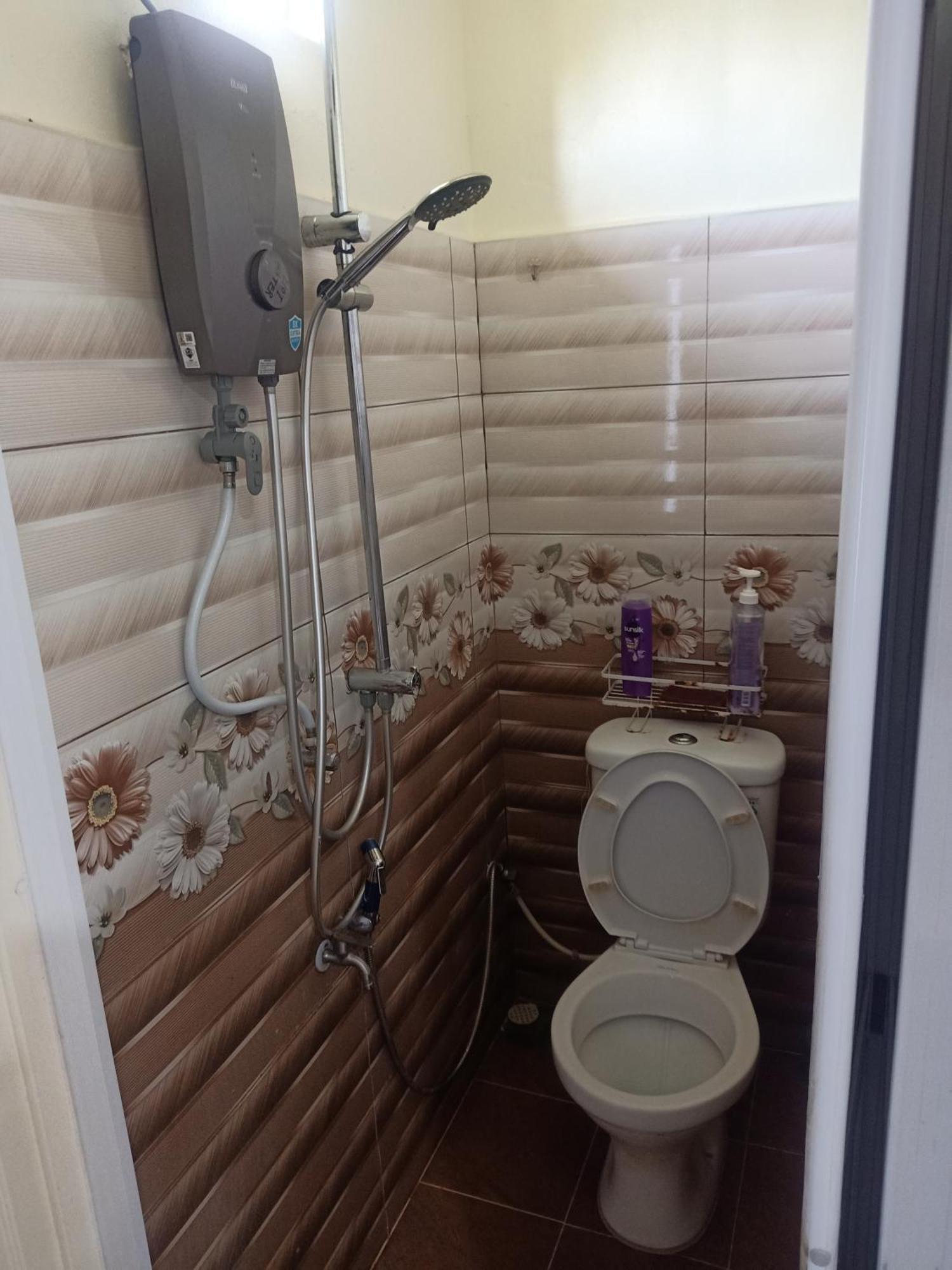Heal Inn Roomstay- Islamic Guest Kangar Exterior photo