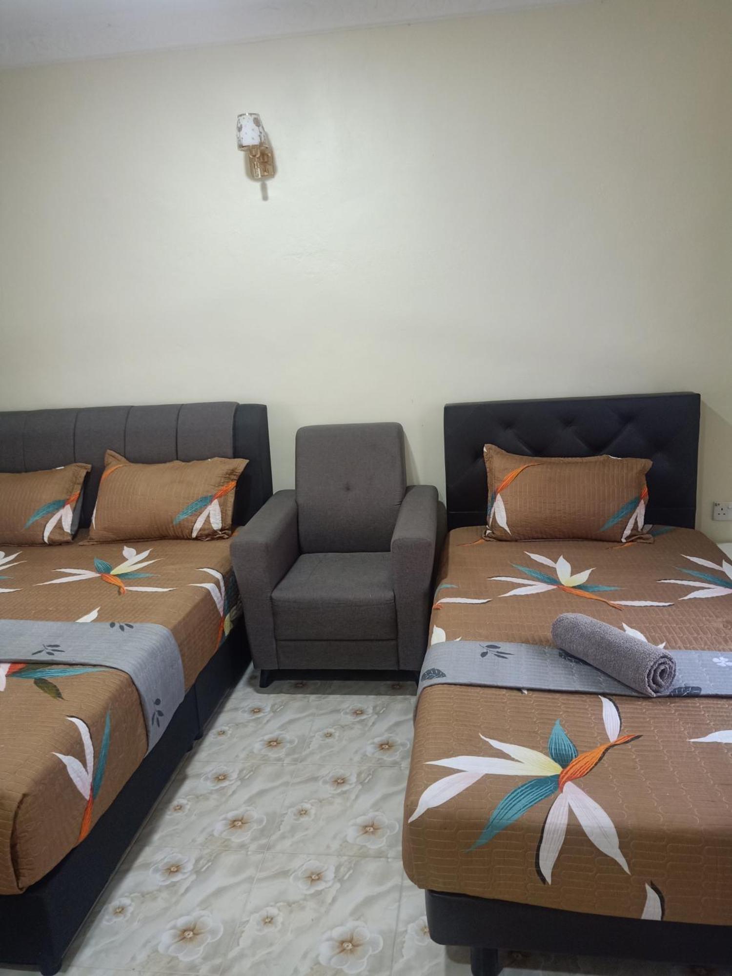 Heal Inn Roomstay- Islamic Guest Kangar Exterior photo